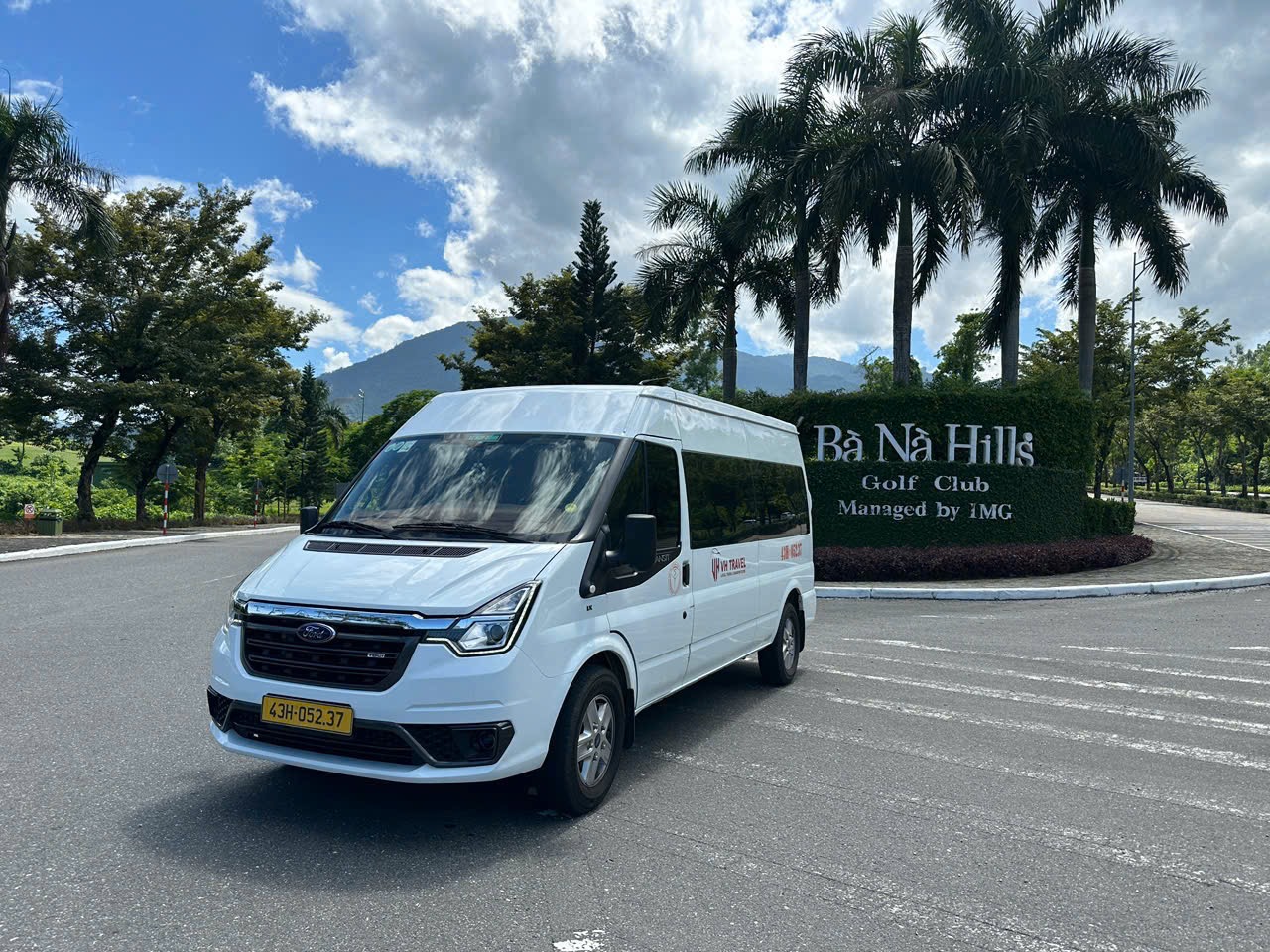 16-Seater Minivan