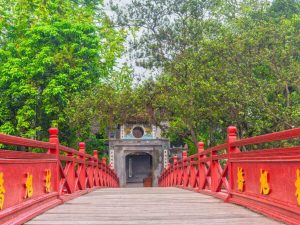 4 Days Hanoi, Ha Long Bay & Ninh Binh Private Tour