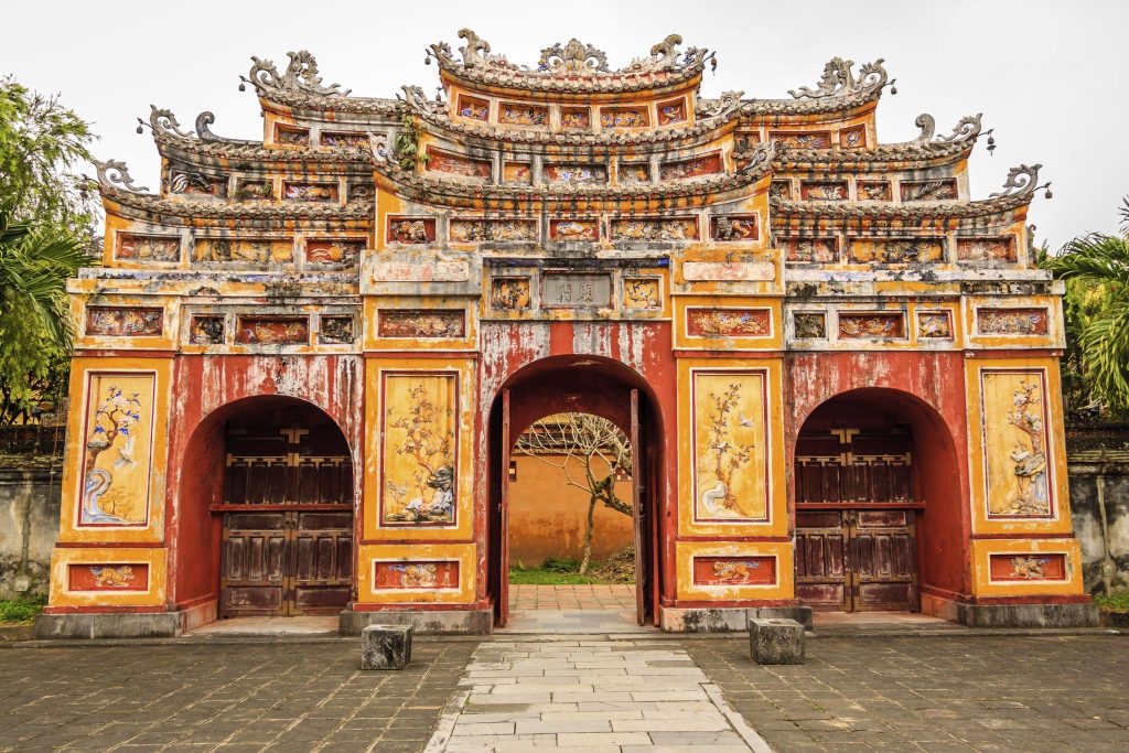 Da Nang to Hue — Imperial Heritage & Local Culture (MEALS B, L, D)