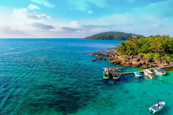 4 Days 3 Nights Phu Quoc Private Tour – VinWonders, Grand World, 3 Islands & Hon Thom Cable Car