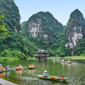 4 Days Hanoi, Ha Long Bay & Ninh Binh Private Tour